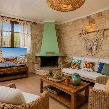 Mango & Papaya - Country Luxury Living - Private Pool & Olive Grove - Dog Friendly & Remote Work Friendly فيلة Vanato