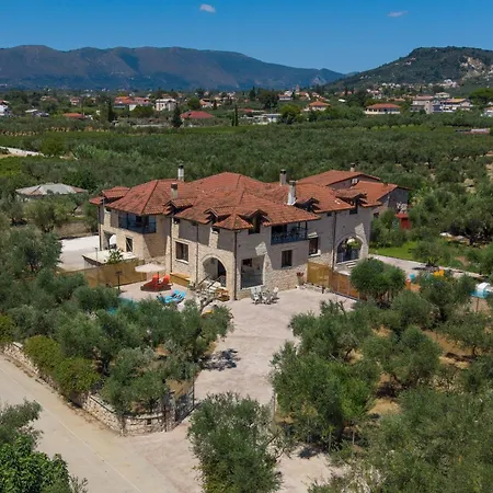 Mango & Papaya - Country Luxury Living - Private Pool & Olive Grove - Dog Friendly & Remote Work Friendly